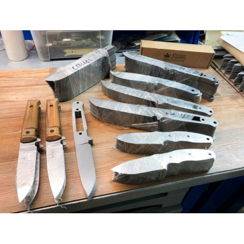 Тактический нож Senpai AUS-8 StoneWash Черный