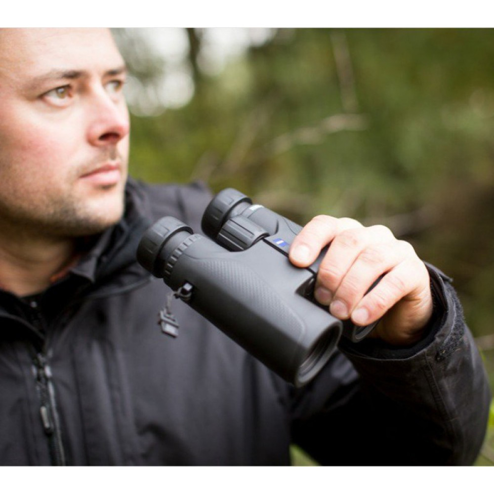 Бинокль Carl Zeiss TERRA ED 10x42, черный, Черный