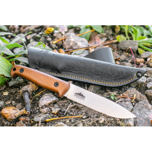 Туристический нож Pioneer AUS-8 Орех