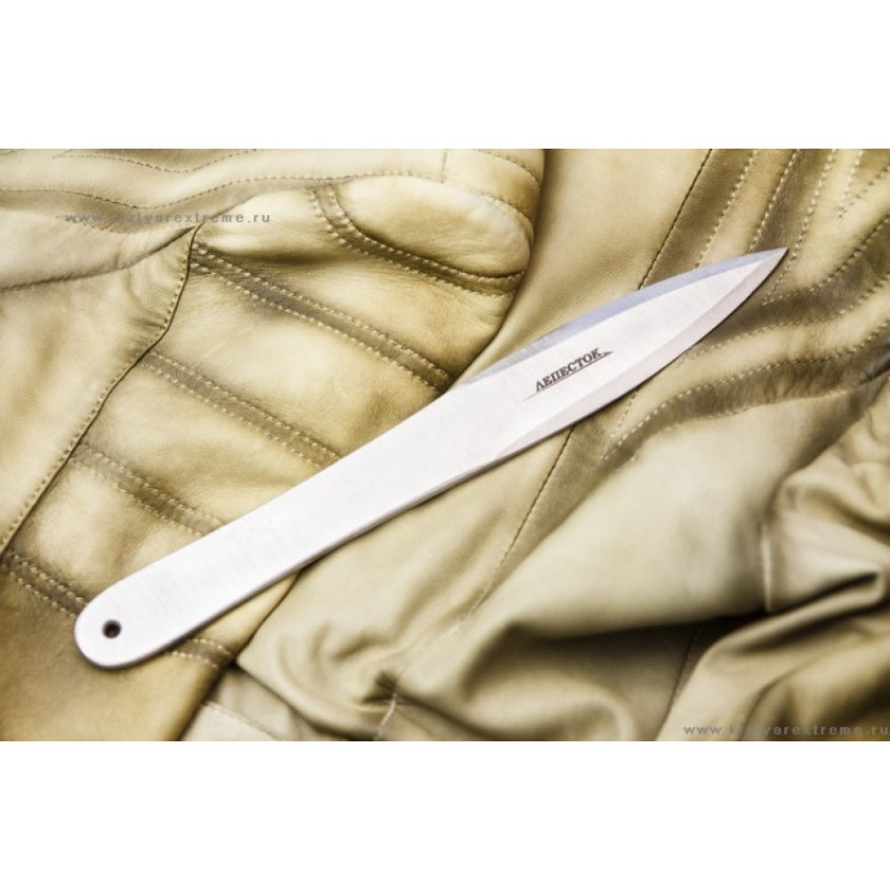 Метательный нож Лепесток