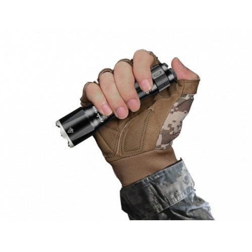 Фонарь Fenix TK16 V2.0 LUMINUS SST 70