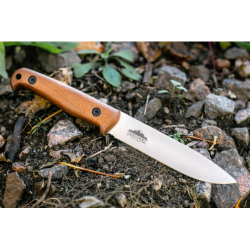 Туристический нож Pioneer AUS-8 Орех