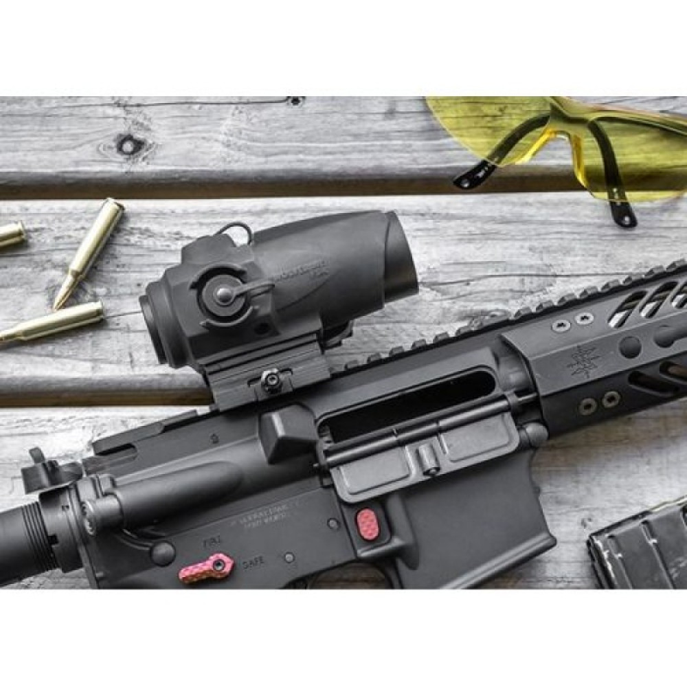 Коллиматорный прицел Sightmark SM26020 закрытый, точка 2 MOA, на Weaver